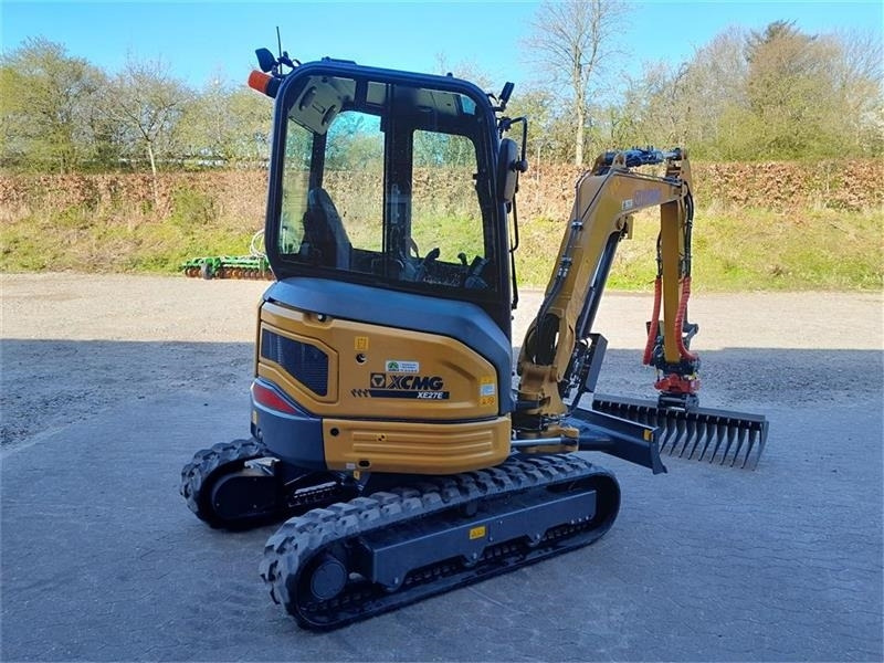 XCMG xe27e med rototilt - Miniexcavadora: foto 5 XCMG xe27e med rototilt - Miniexcavadora: foto 5