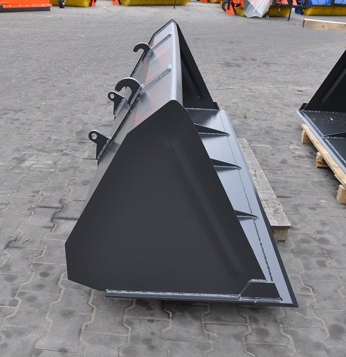 Metal-Technik Łyżka karbowana do ładowacza i ładowarki 1200 - Cazo cargador: foto 5 Metal-Technik Łyżka karbowana do ładowacza i ładowarki 1200 - Cazo cargador: foto 5