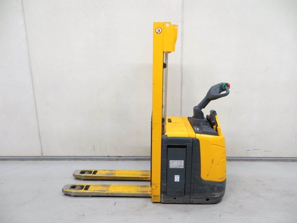 Jungheinrich ERC 212Z - Apilador: foto 2 Jungheinrich ERC 212Z - Apilador: foto 2