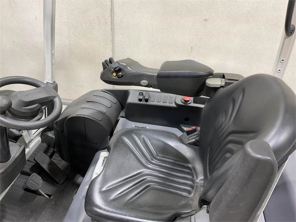 Nissan TX3-16 - Carretilla elevadora eléctrica: foto 3 Nissan TX3-16 - Carretilla elevadora eléctrica: foto 3