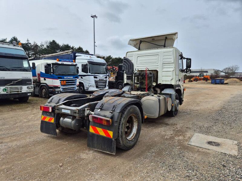 Volvo FM 300 // 4x2 // Manuel - Cabeza tractora: foto 4 Volvo FM 300 // 4x2 // Manuel - Cabeza tractora: foto 4