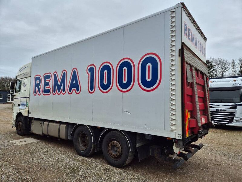 DAF XF 460 6x2 // Lift - Camión caja cerrada: foto 3 DAF XF 460 6x2 // Lift - Camión caja cerrada: foto 3