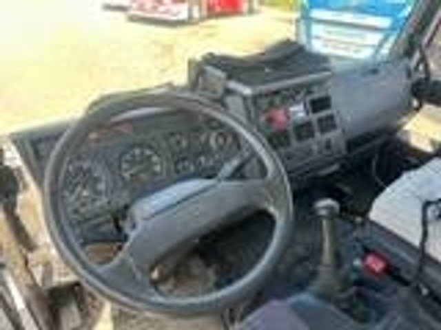 Iveco Eurocargo 120 EL 210hp / Fassi 80A Year 2012 + Tip - Camión grúa: foto 5 Iveco Eurocargo 120 EL 210hp / Fassi 80A Year 2012 + Tip - Camión grúa: foto 5