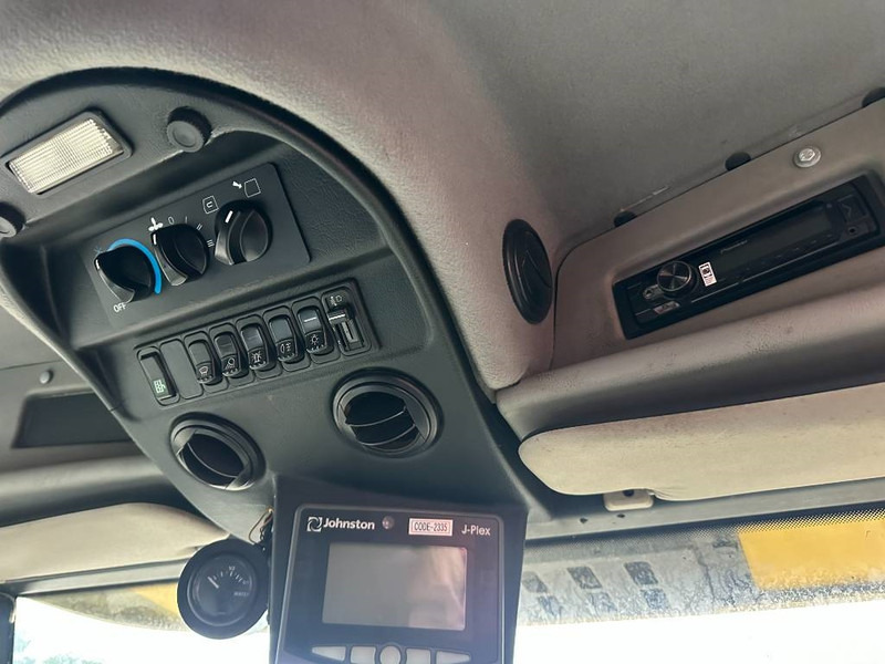 Barredora vial Johnston CN400: foto 9