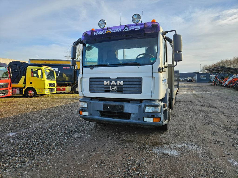 MAN TGM 15.280 // Machinetransport // Autotransporter - Portavehículos camión: foto 3 MAN TGM 15.280 // Machinetransport // Autotransporter - Portavehículos camión: foto 3