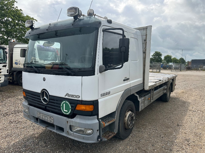 Mercedes-Benz Atego 1228 4x2 - Camión caja abierta: foto 1 Mercedes-Benz Atego 1228 4x2 - Camión caja abierta: foto 1