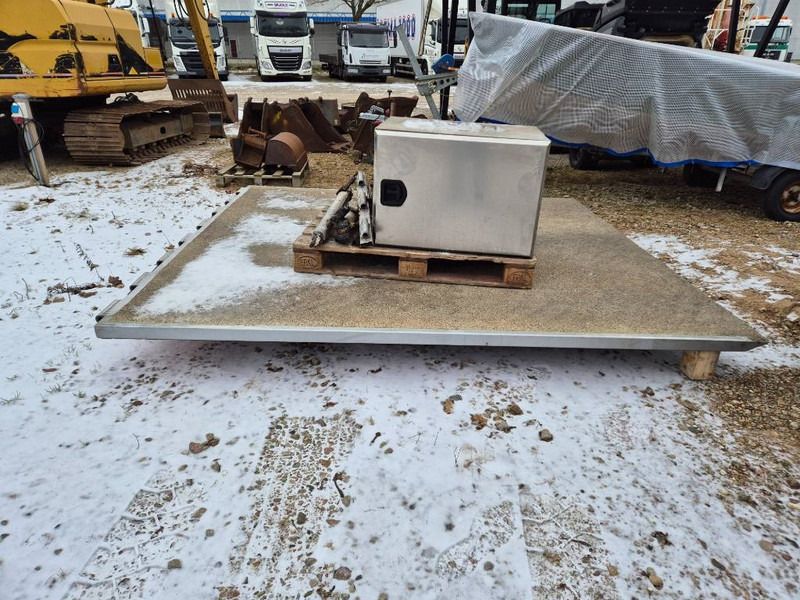 RAMPE 273 cm - Portavehículos camión: foto 3 RAMPE 273 cm - Portavehículos camión: foto 3