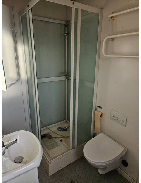 Leasing financiero de Montracon Racing// machinetrailer // Living area leasing Montracon Racing// machinetrailer // Living area: foto 9