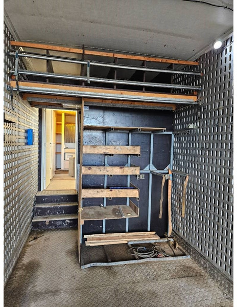 Leasing financiero de Montracon Racing// machinetrailer // Living area leasing Montracon Racing// machinetrailer // Living area: foto 6