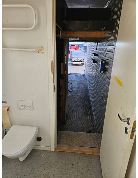 Leasing financiero de Montracon Racing// machinetrailer // Living area leasing Montracon Racing// machinetrailer // Living area: foto 13