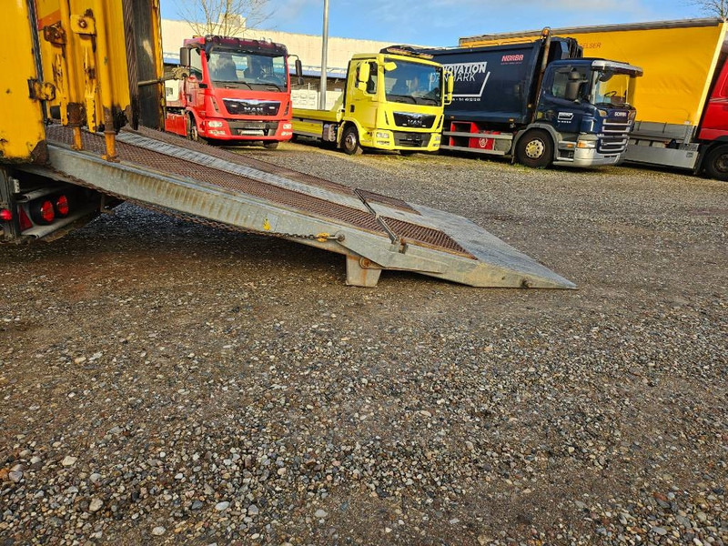 Leasing financiero de Montracon Racing// machinetrailer // Living area leasing Montracon Racing// machinetrailer // Living area: foto 14