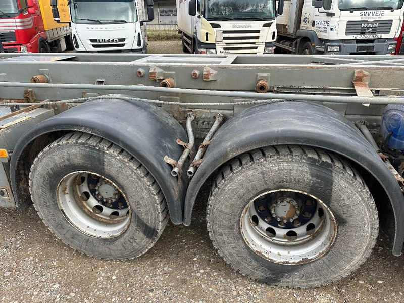 Volvo Fm 500 8x4/4 Abroll Kipper / cabellift tipper - Volquete camión: foto 4 Volvo Fm 500 8x4/4 Abroll Kipper / cabellift tipper - Volquete camión: foto 4