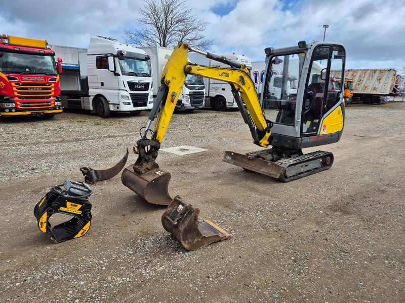 WACKER NEUSON ET 20 VDS // 2 buckets // - Miniexcavadora: foto 2 WACKER NEUSON ET 20 VDS // 2 buckets // - Miniexcavadora: foto 2