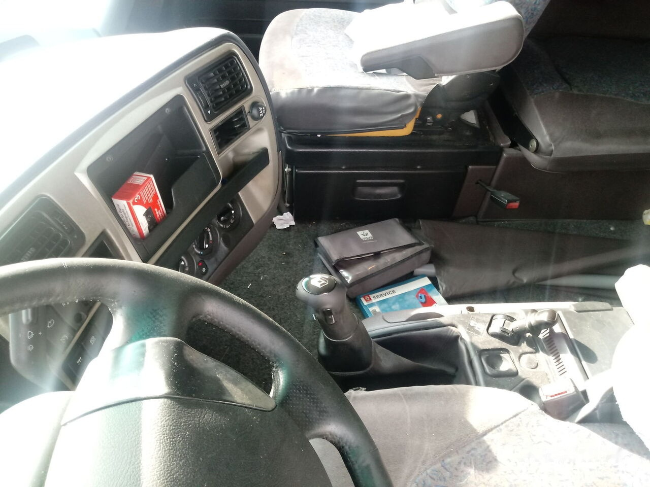 Leasing financiero de Renault MAGNUM 500 DXI E.5 leasing Renault MAGNUM 500 DXI E.5: foto 11