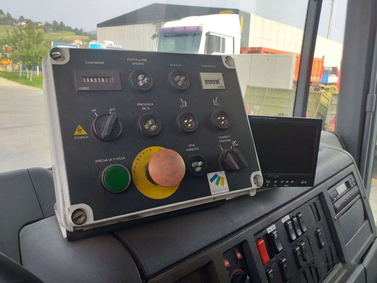 Camión de basura Mercedes-Benz Econic 2628: foto 10