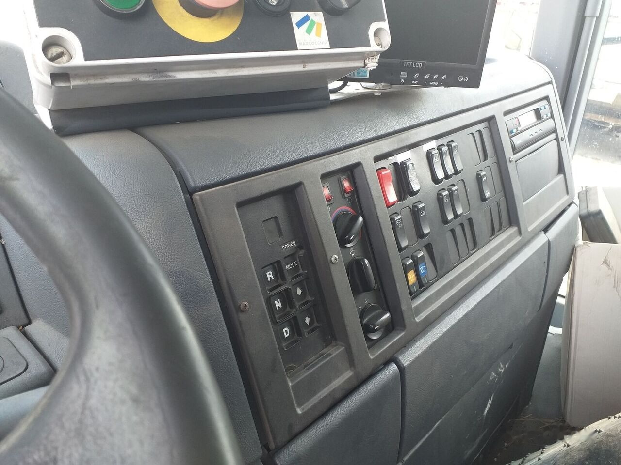 Camión de basura Mercedes-Benz Econic 2628: foto 11