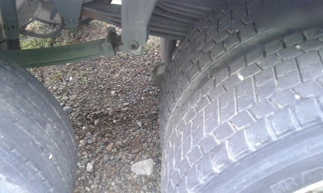 Camión caja abierta Volvo F.10: foto 6