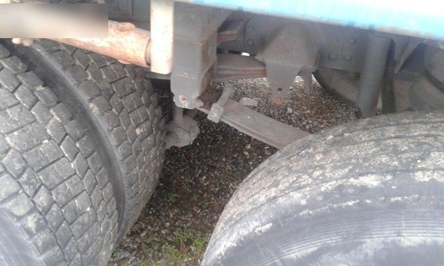 Camión caja abierta Volvo F.10: foto 9