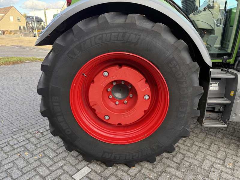 Tractor Fendt 313 Vario FendtOne + Fendt Cargo 4x75: foto 9 Tractor Fendt 313 Vario FendtOne + Fendt Cargo 4x75: foto 9