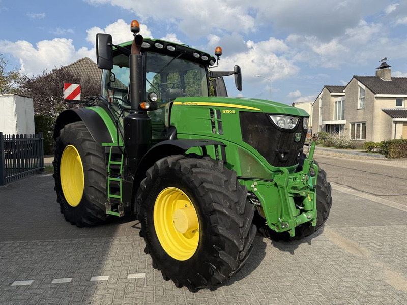 John Deere 6250R Premium Edition Autopowr - Tractor: foto 4 John Deere 6250R Premium Edition Autopowr - Tractor: foto 4
