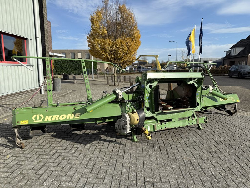 Krone Easy Collect 600-2 FP Fit New Holland FR - Cosechadora: foto 2 Krone Easy Collect 600-2 FP Fit New Holland FR - Cosechadora: foto 2