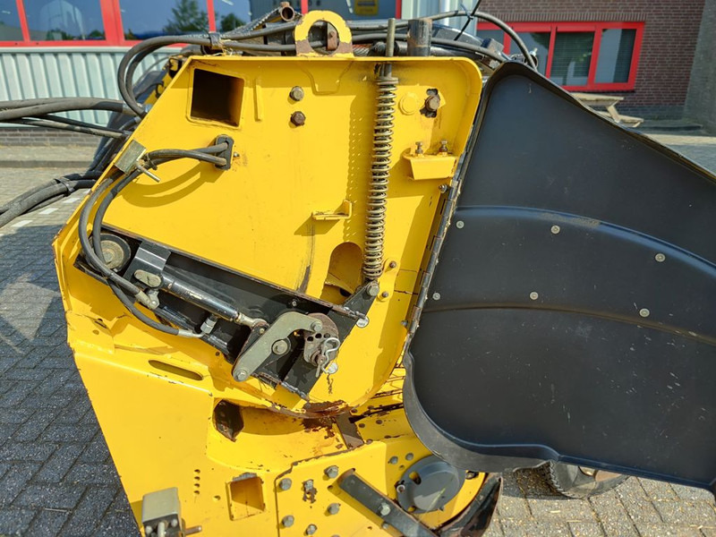 Leasing financiero de New Holland 273 Gras Pick Up leasing New Holland 273 Gras Pick Up: foto 13 Leasing financiero de New Holland 273 Gras Pick Up leasing New Holland 273 Gras Pick Up: foto 13