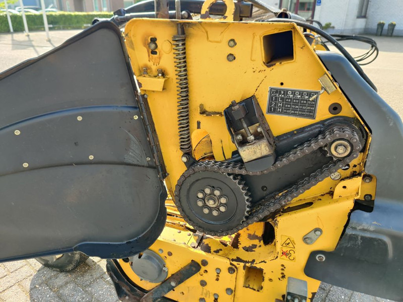 Leasing financiero de New Holland 273 Gras Pick Up leasing New Holland 273 Gras Pick Up: foto 10 Leasing financiero de New Holland 273 Gras Pick Up leasing New Holland 273 Gras Pick Up: foto 10