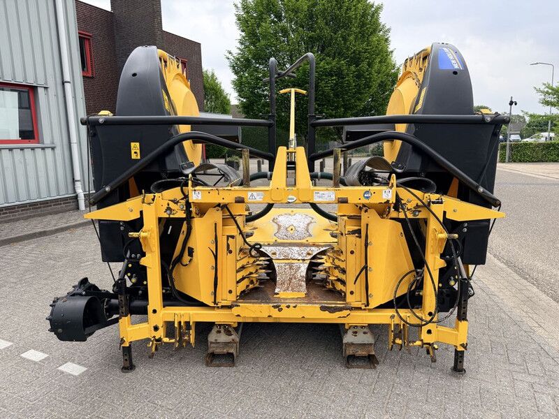 New Holland 60BFIE 8-Rij Maisbek - Cosechadora: foto 3 New Holland 60BFIE 8-Rij Maisbek - Cosechadora: foto 3