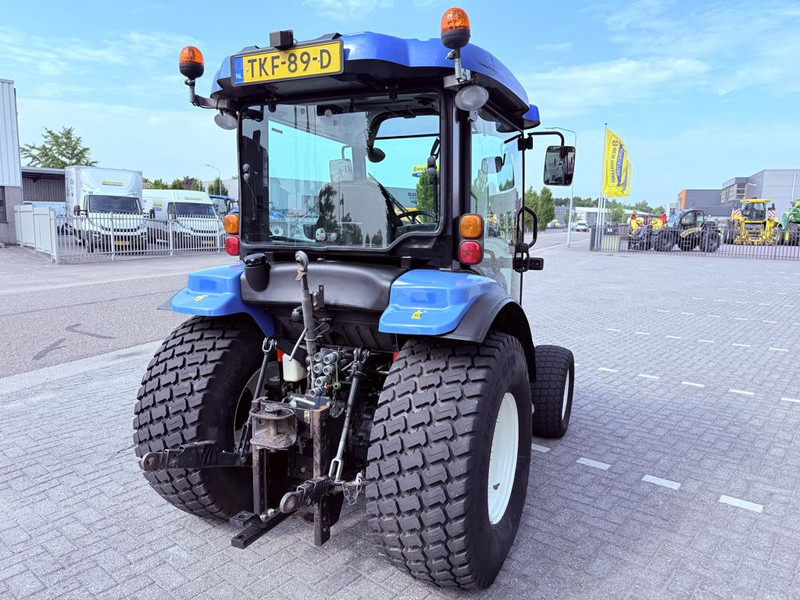 New Holland Boomer 45D Easy Drive - Tractor: foto 3 New Holland Boomer 45D Easy Drive - Tractor: foto 3