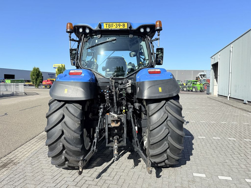New Holland T5.140 Dynamic Command - Tractor: foto 4 New Holland T5.140 Dynamic Command - Tractor: foto 4