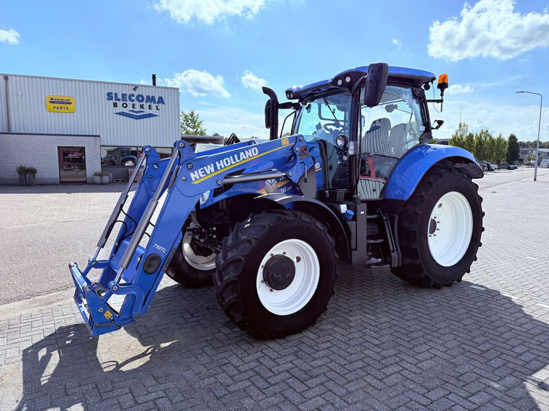 New Holland T6.165 AC + TL750 Voorlader - Tractor: foto 1 New Holland T6.165 AC + TL750 Voorlader - Tractor: foto 1