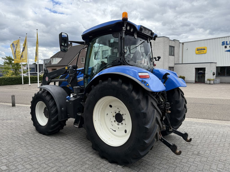 New Holland T6.175 AC T4B - Tractor: foto 2 New Holland T6.175 AC T4B - Tractor: foto 2