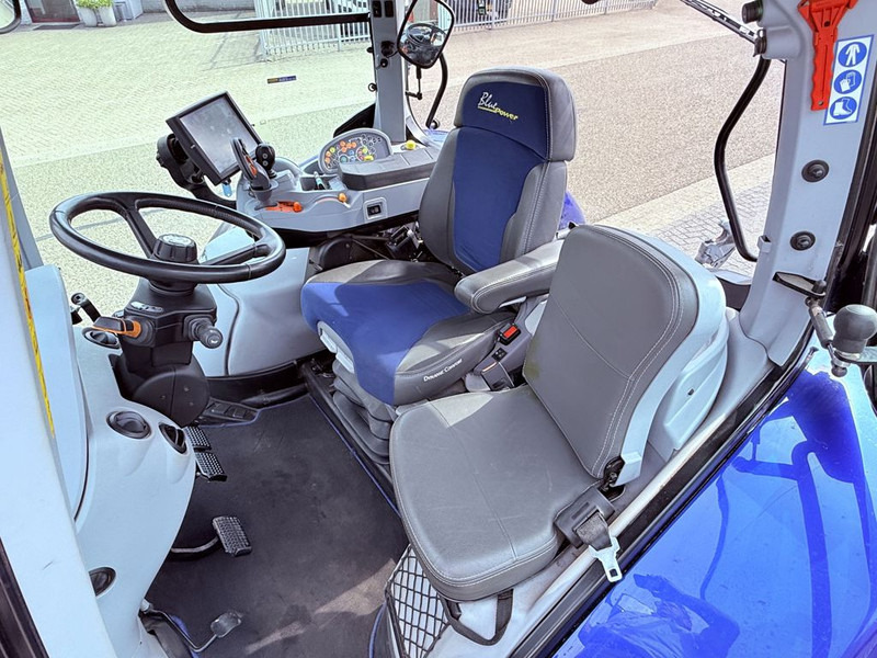 New Holland T7.270 AutoCommand Blue Power – Stage V - Tractor: foto 4 New Holland T7.270 AutoCommand Blue Power – Stage V - Tractor: foto 4
