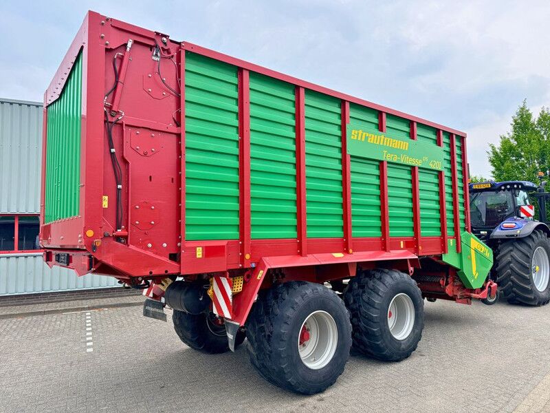Strautmann Tera-Vitesse 4201 CFS - Remolque autocargador: foto 4 Strautmann Tera-Vitesse 4201 CFS - Remolque autocargador: foto 4