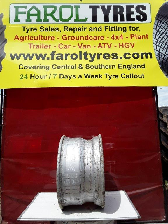 11.75X22.5 Silver Lorry rim - Llanta: foto 2 11.75X22.5 Silver Lorry rim - Llanta: foto 2