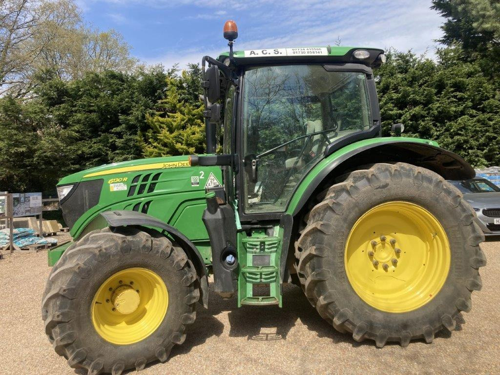 John Deere 6130R - Tractor: foto 3 John Deere 6130R - Tractor: foto 3