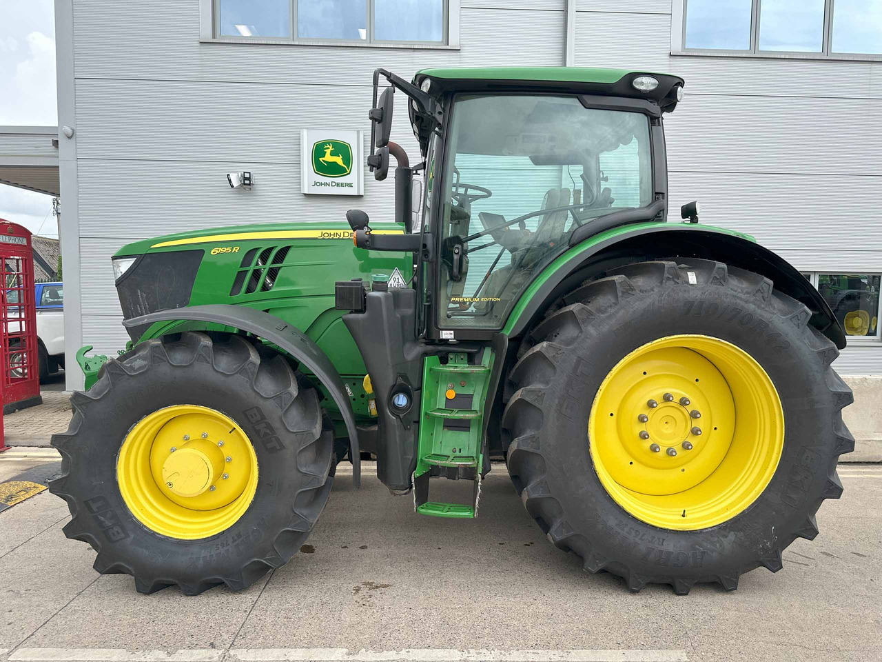 John Deere 6195R - Tractor: foto 3 John Deere 6195R - Tractor: foto 3
