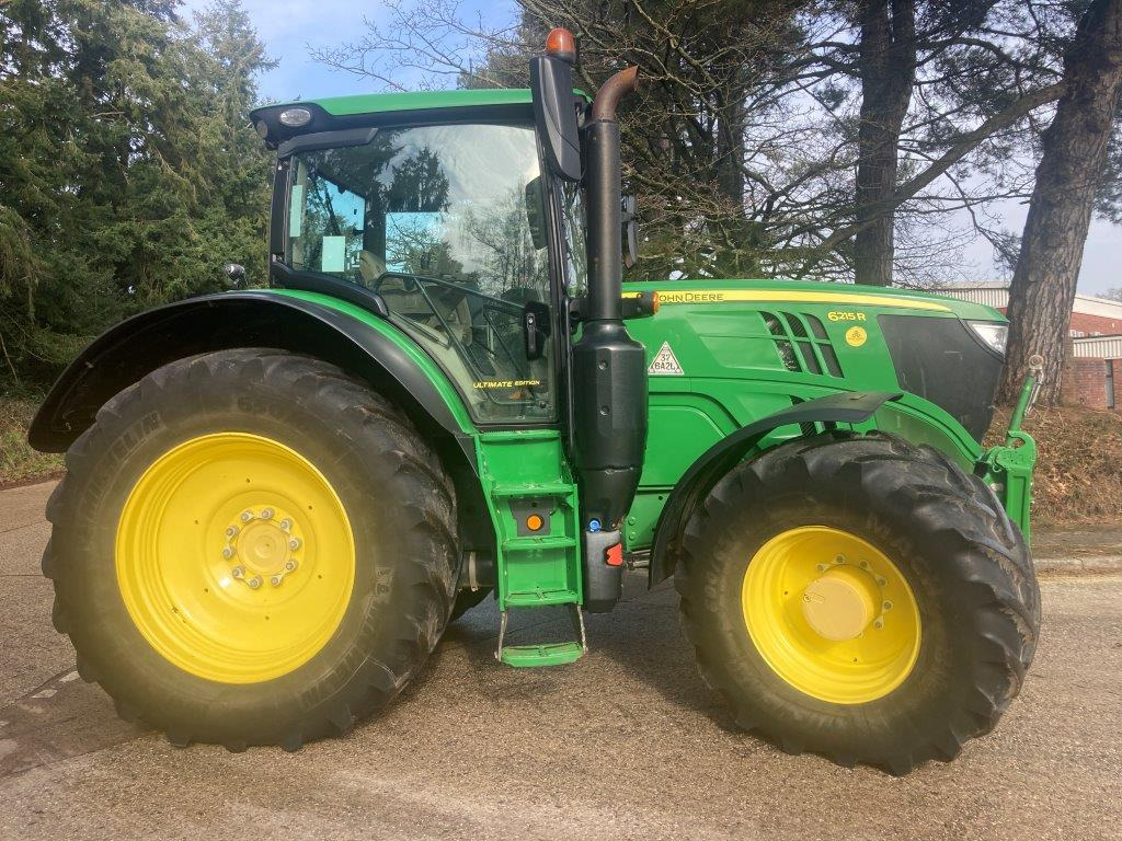 John Deere 6215R - Tractor: foto 3 John Deere 6215R - Tractor: foto 3