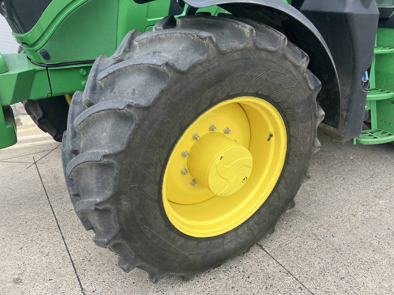 Tractor John Deere 6R 155: foto 10