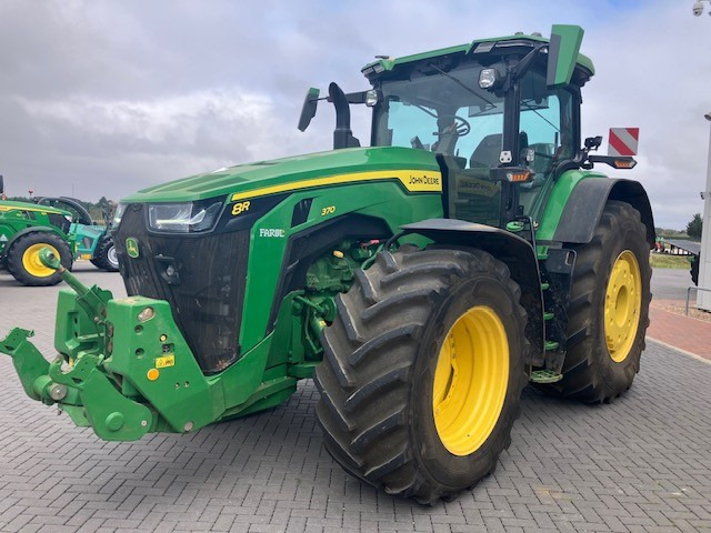John Deere 8R 370 - Tractor: foto 1 John Deere 8R 370 - Tractor: foto 1