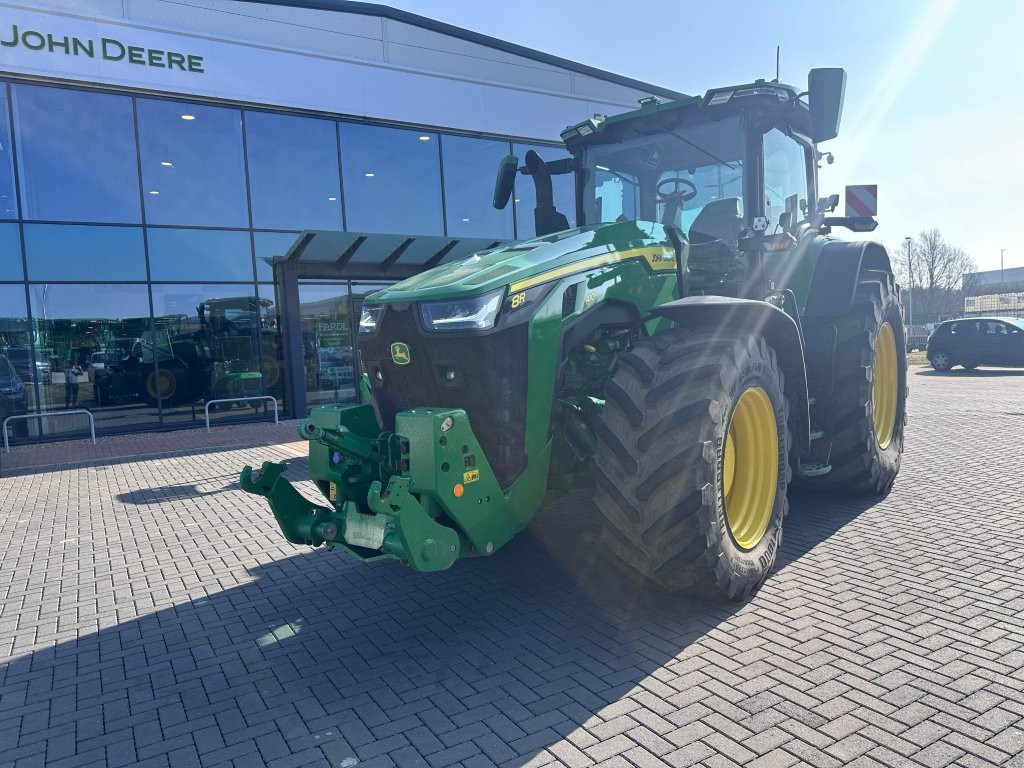 John Deere 8R 410 - Tractor: foto 2 John Deere 8R 410 - Tractor: foto 2