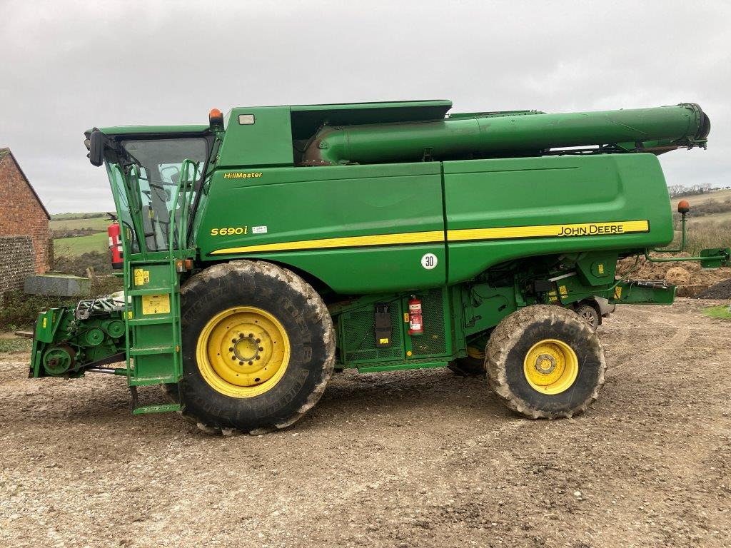 John Deere S690i HM - Cosechadora de granos: foto 1 John Deere S690i HM - Cosechadora de granos: foto 1