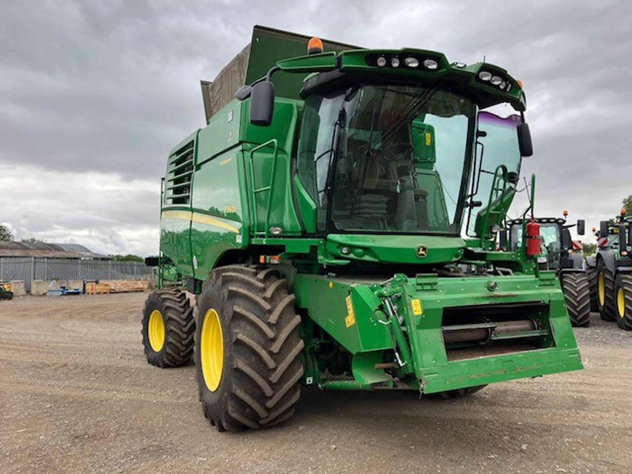 John Deere T560i HillMaster - Cosechadora de granos: foto 2 John Deere T560i HillMaster - Cosechadora de granos: foto 2