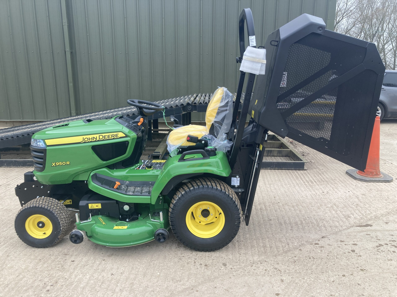 Leasing financiero de  John Deere X950R ride on mower leasing John Deere X950R ride on mower: foto 8