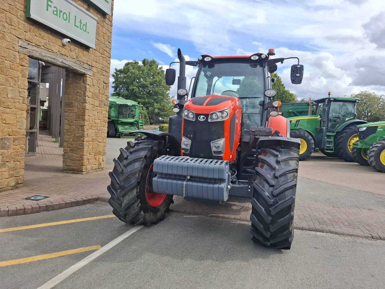 Kubota M7153 - Tractor: foto 3 Kubota M7153 - Tractor: foto 3
