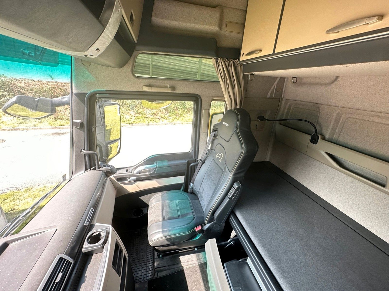Cabeza tractora MAN TGX 18.500 EVO LION VOLL AUSSTATUNG: foto 14