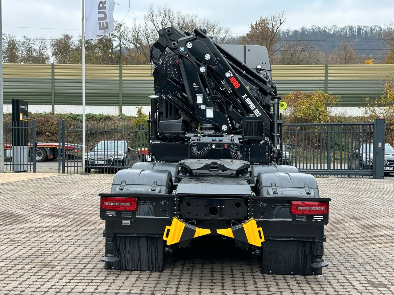 Cabeza tractora MAN TGX 26.580 6x4 Kran Hiab 302-6 + Jib-4: foto 6