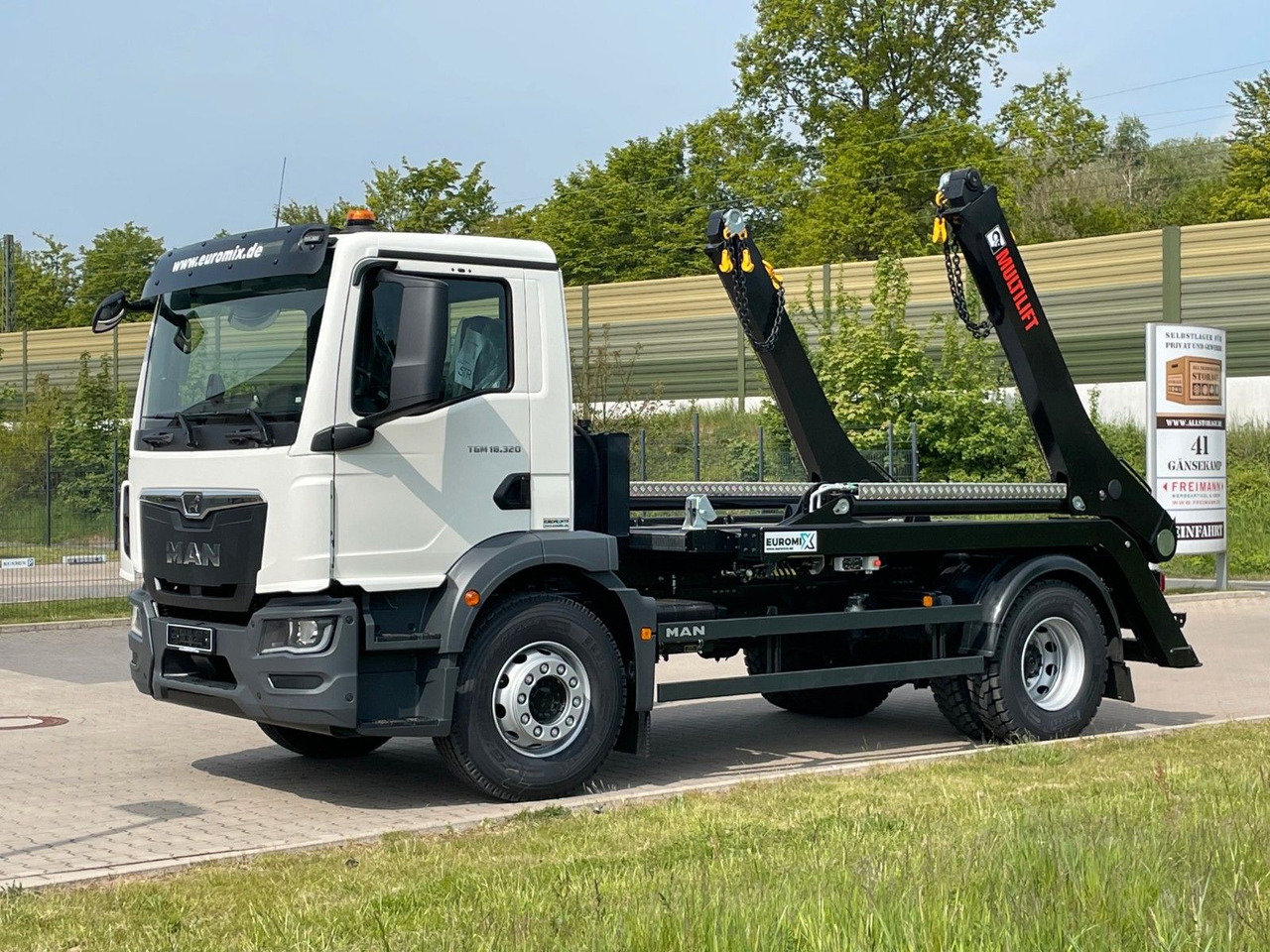 MAN TGM 18.320 4x2 Euro 6e Hiab Multilift Futura 12 - Volquete camión, Camión grúa: foto 2 MAN TGM 18.320 4x2 Euro 6e Hiab Multilift Futura 12 - Volquete camión, Camión grúa: foto 2