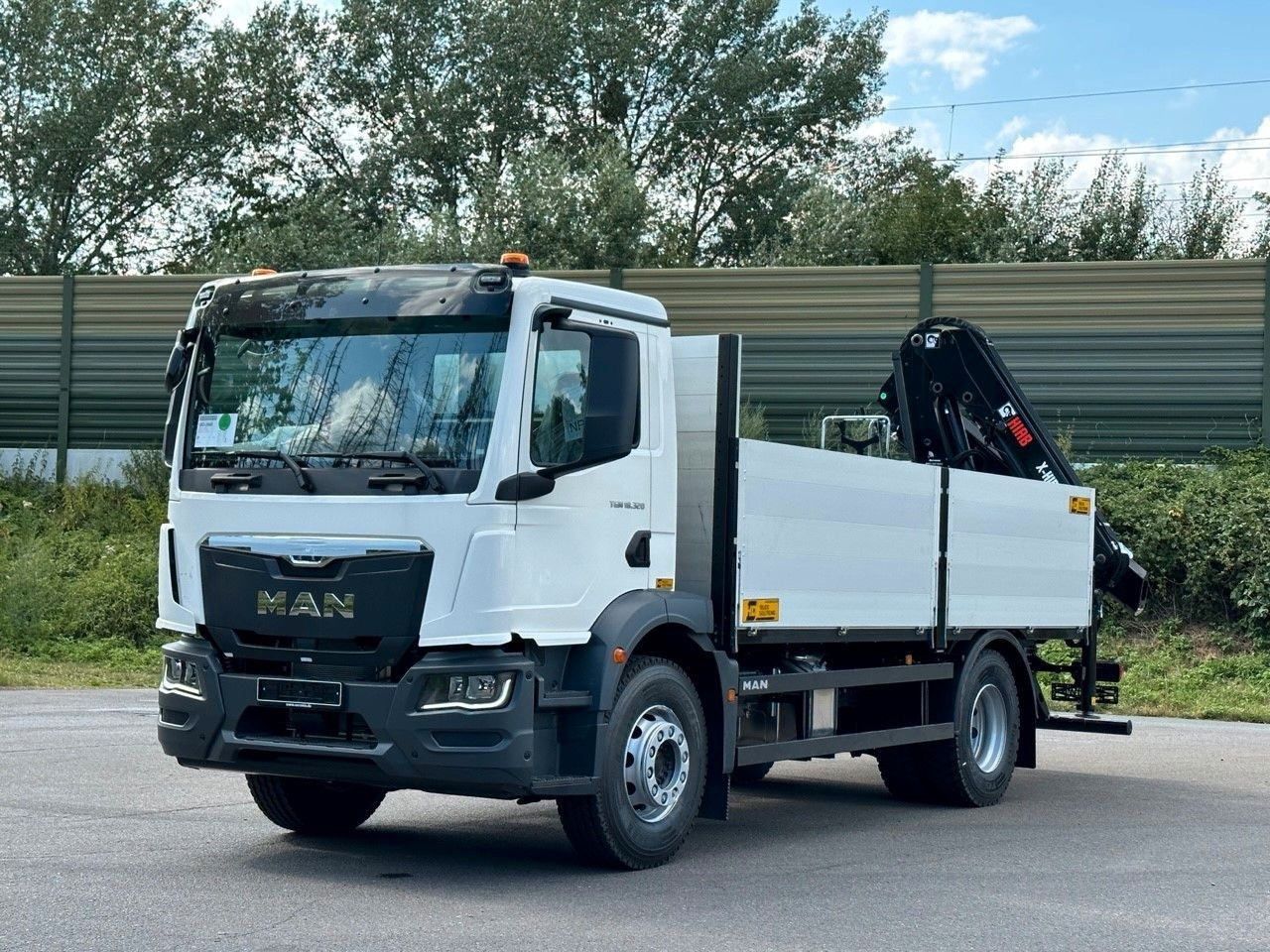 MAN TGM 18.320 4x2 Euro6e Kran Hiab - Camión grúa: foto 1 MAN TGM 18.320 4x2 Euro6e Kran Hiab - Camión grúa: foto 1