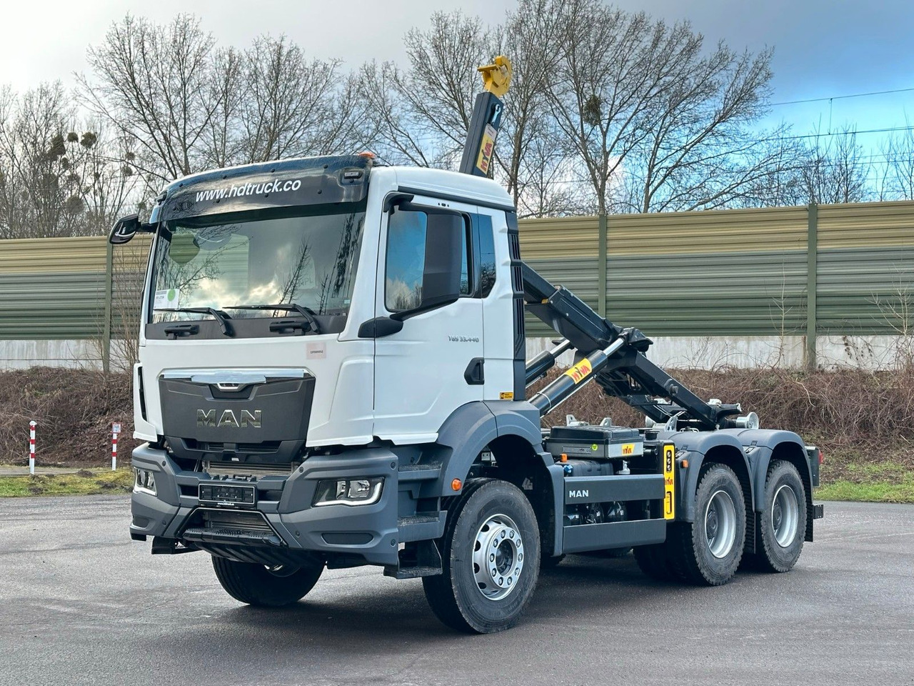 MAN TGS 33.440 6x4 Euro6e Abrollkipper Hyva - Multibasculante camión, Camión grúa: foto 1 MAN TGS 33.440 6x4 Euro6e Abrollkipper Hyva - Multibasculante camión, Camión grúa: foto 1